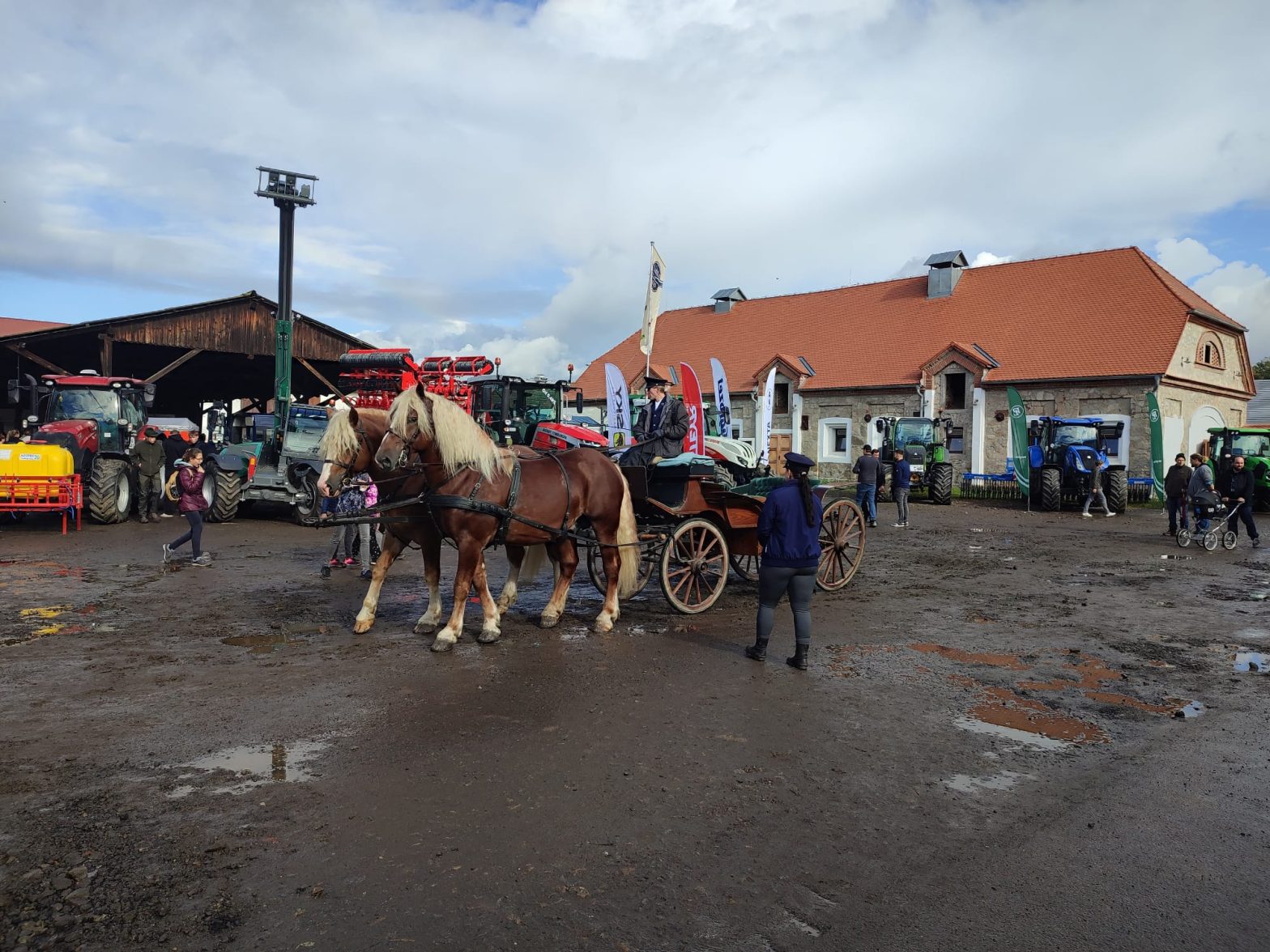 Farmáři na píseckém školním statku